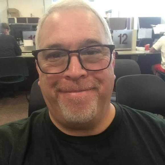 Meet your Posher, Neil - Picture 1 of 1